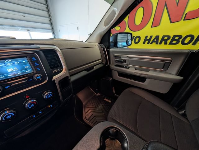 Used 2019 RAM 1500 Classic Warlock AWD/4WD image 21