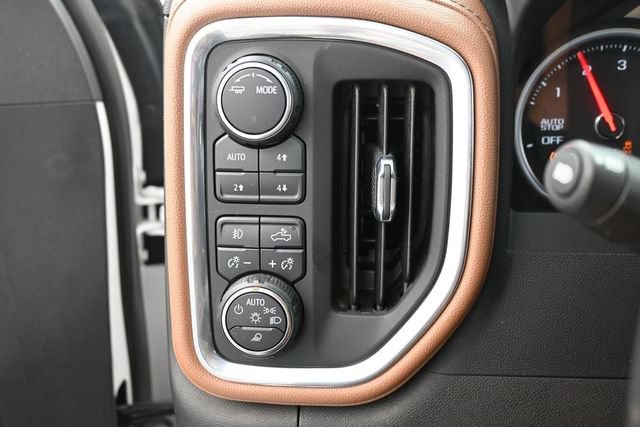 Used 2022 Chevrolet Silverado 1500 High Country AWD/4WD image 14
