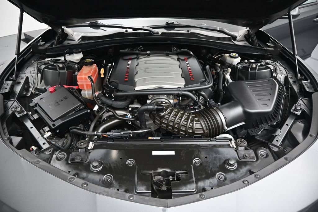 Used 2018 Chevrolet Camaro SS RWD image 22