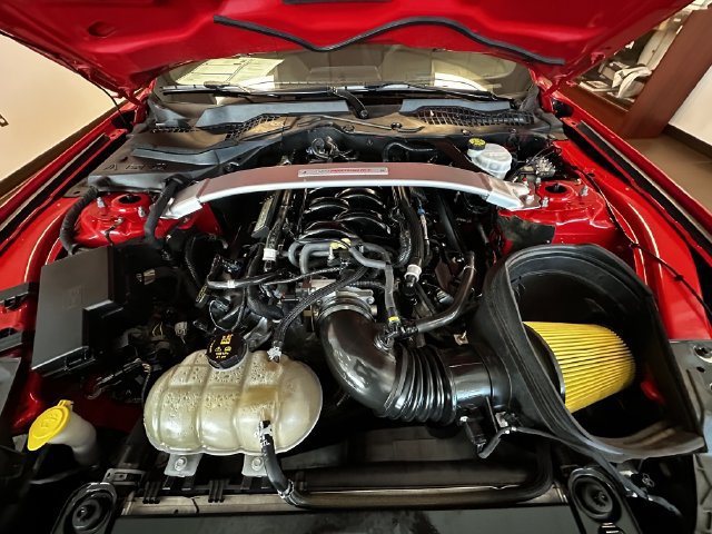 Certified 2018 Ford Mustang Shelby GT350 w/ Electronics Package RWD image 27