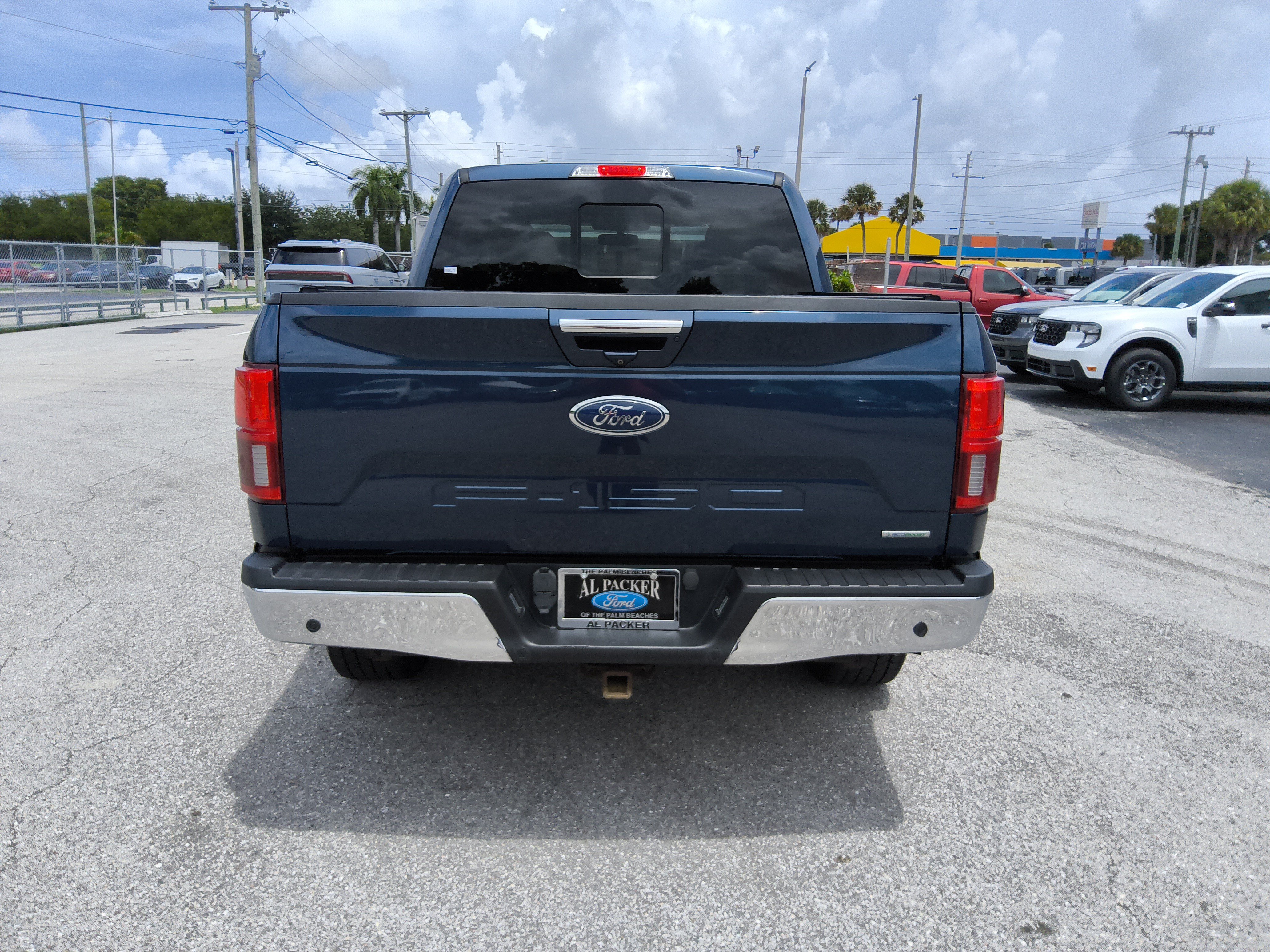 Certified 2019 Ford F150 Lariat w/ Equipment Group 502A Luxury AWD/4WD image 4