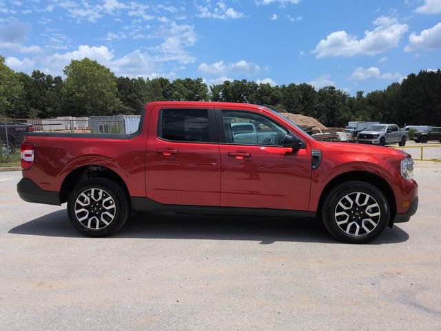 Certified 2024 Ford Maverick Lariat FWD image 3