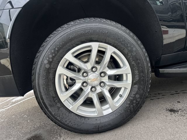 Used 2024 Chevrolet Suburban LT AWD/4WD image 12