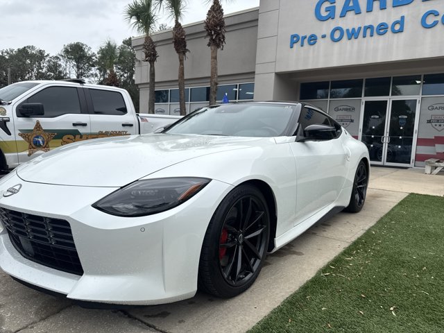 Used 2024 Nissan Z Performance w/ Floor Mat Package RWD image 9