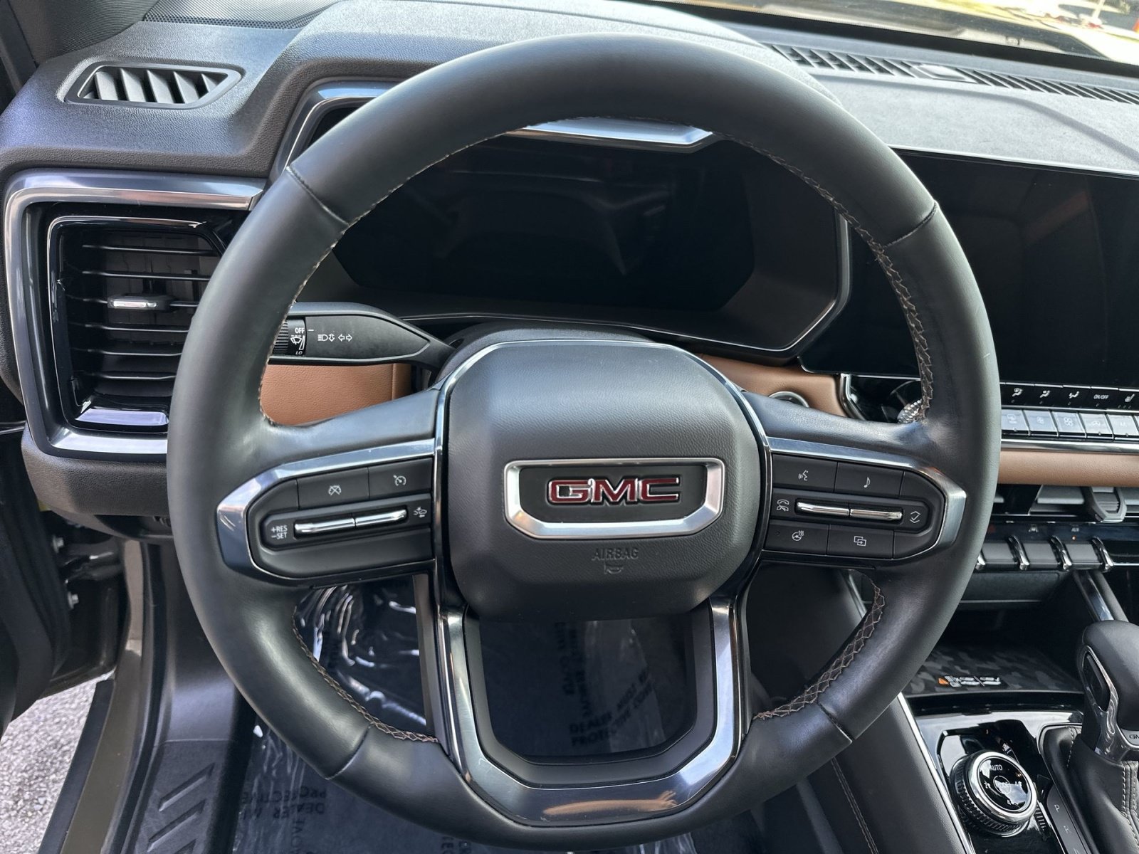 Used 2023 GMC Canyon AT4 w/ AT4 Premium Package AWD/4WD image 24