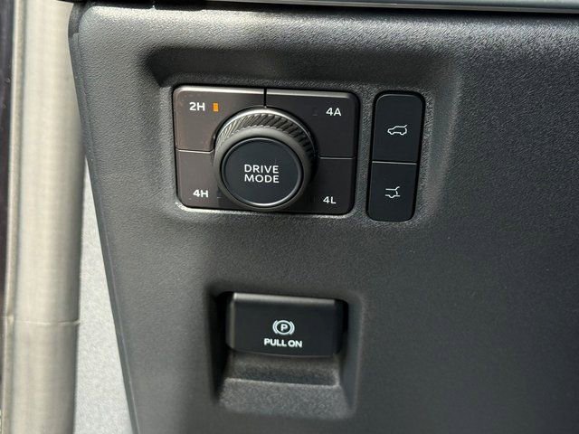 Certified 2025 Ford Expedition Max Platinum image 23