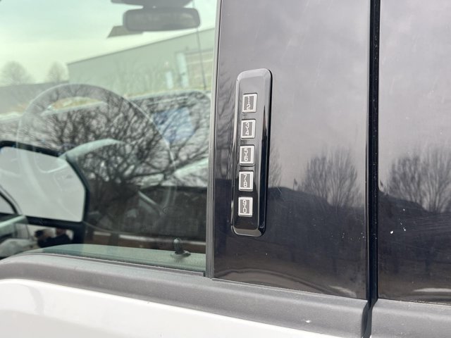 Certified 2023 Ford F250 XLT AWD/4WD image 7
