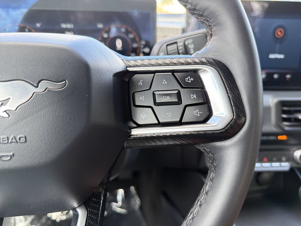 Certified 2024 Ford Mustang Coupe RWD image 25