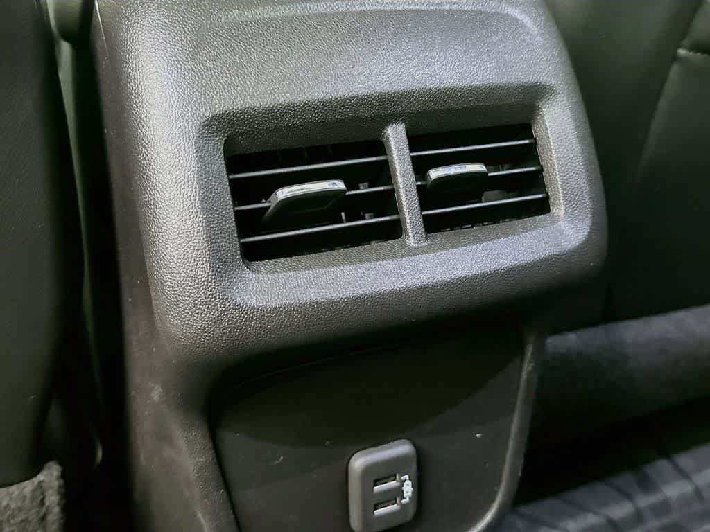Used 2024 Chevrolet Equinox RS FWD image 13
