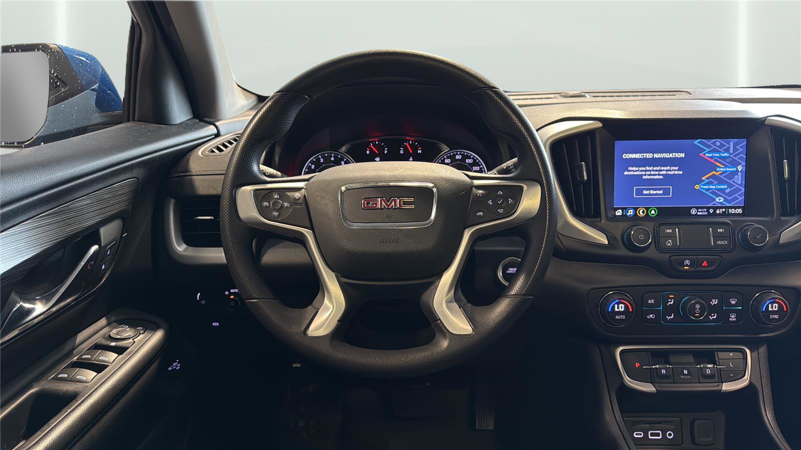 Used 2024 GMC Terrain SLE w/ Driver Convenience Package AWD/4WD image 12