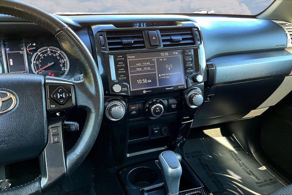 Used 2021 Toyota 4Runner TRD Off-Road AWD/4WD image 11