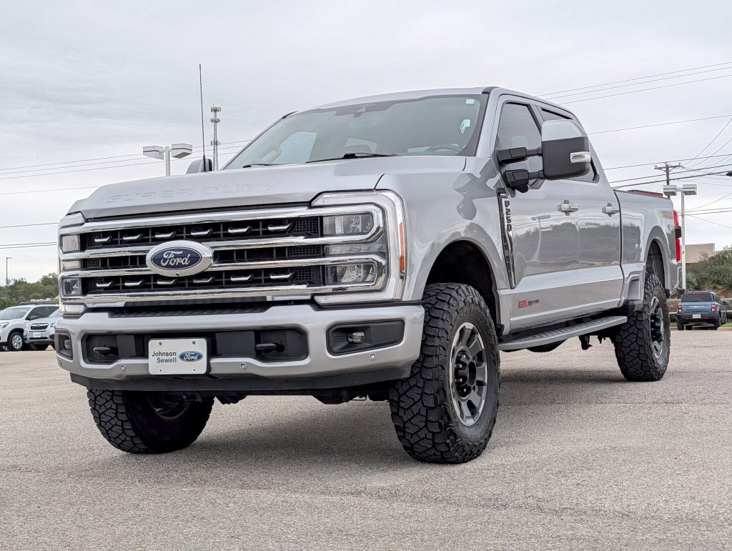Certified 2023 Ford F250 Lariat w/ Lariat Ultimate Package AWD/4WD image 4