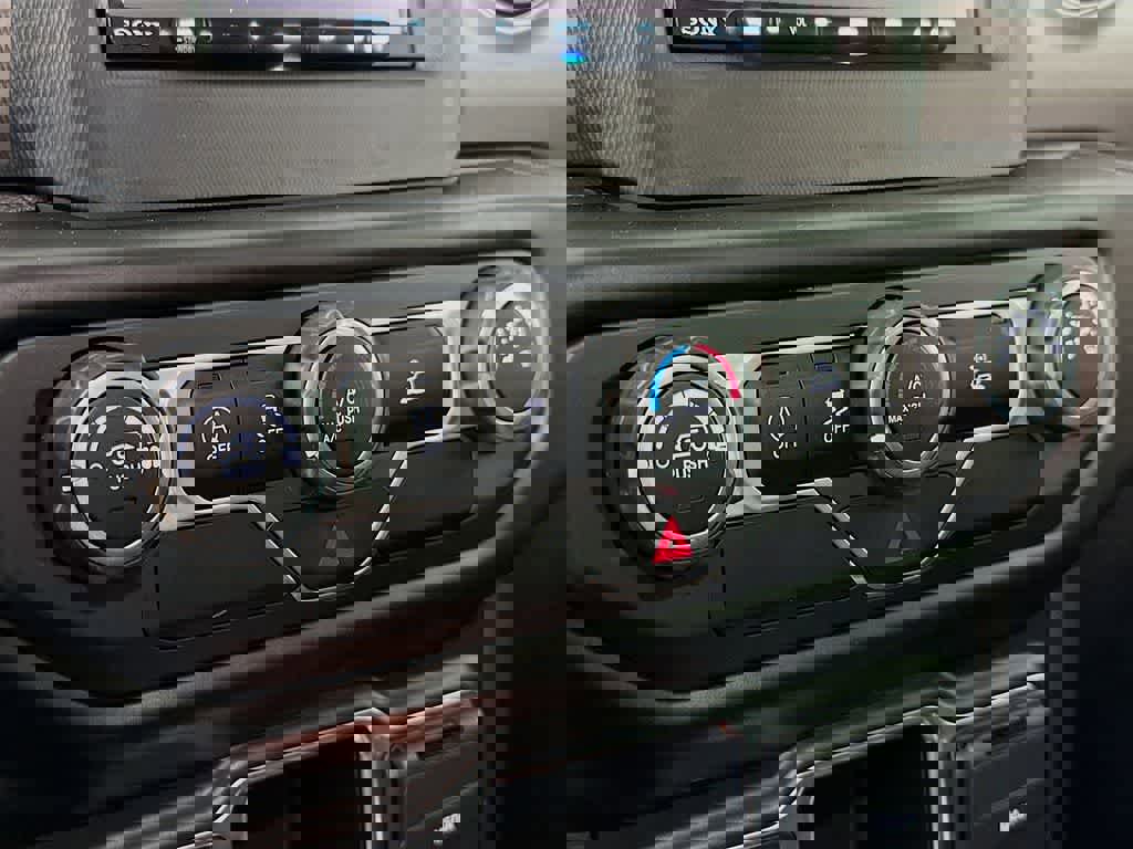 Used 2021 Jeep Wrangler Unlimited Sport image 21