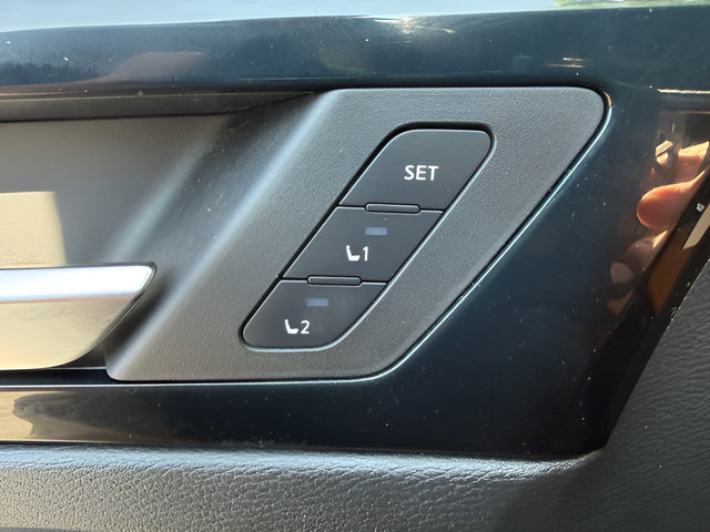 Used 2022 Mitsubishi Outlander SEL AWD/4WD image 23