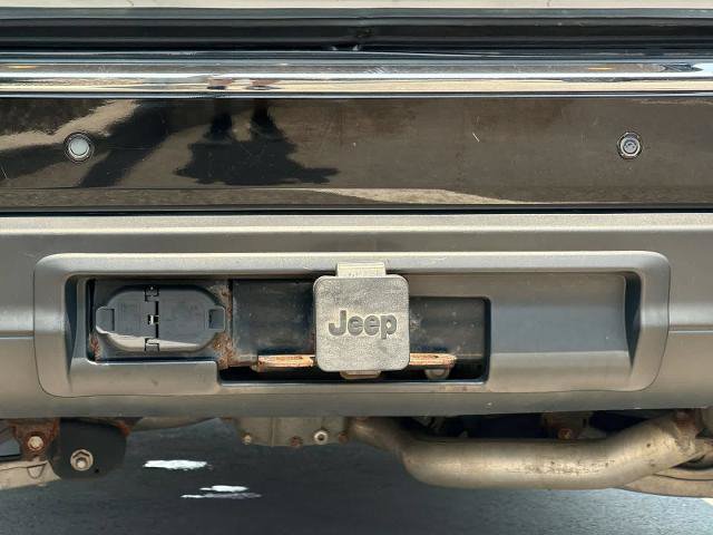 Used 2021 Jeep Grand Cherokee Limited w/ Premium Lighting Group AWD/4WD image 37
