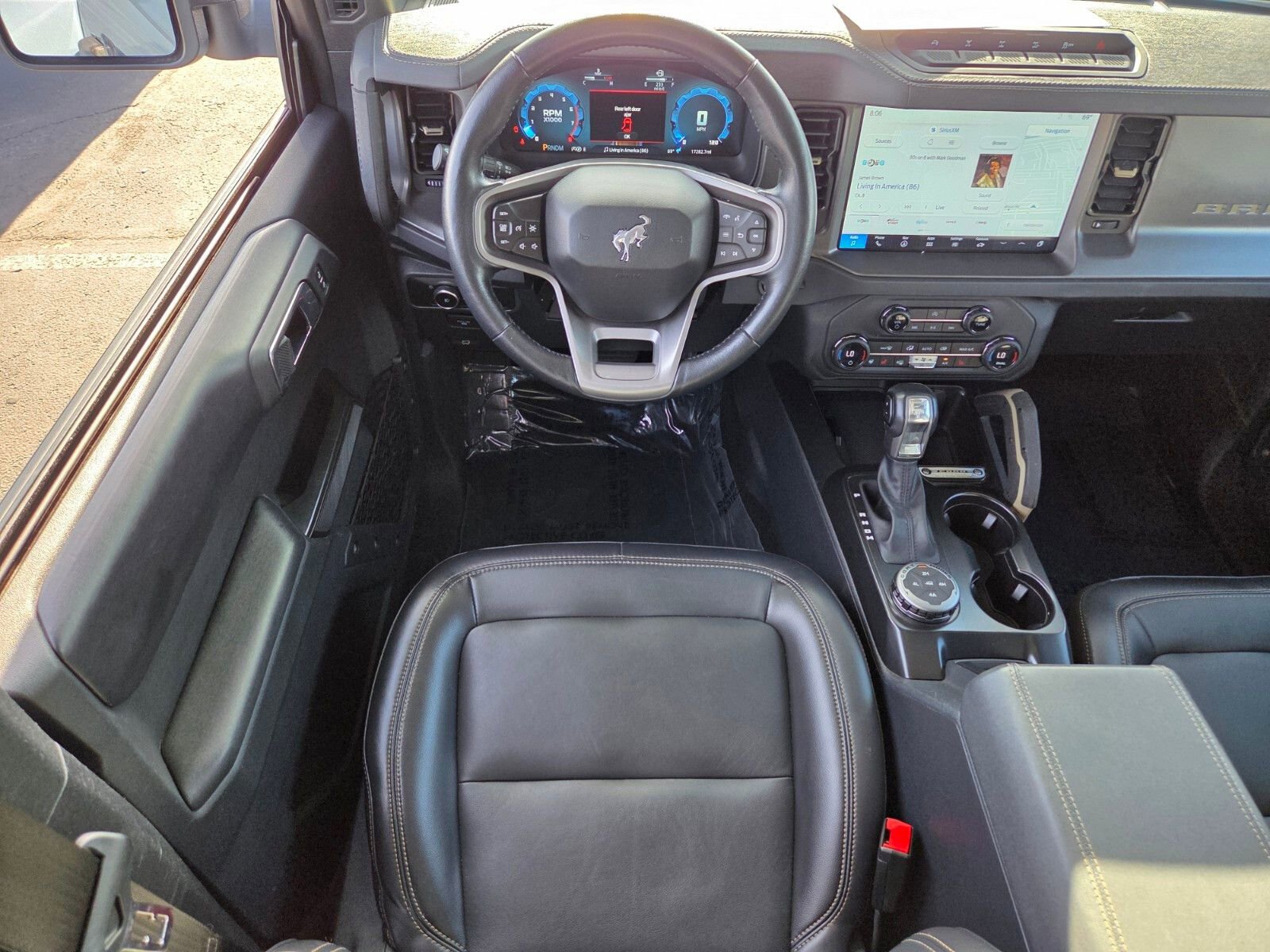 Certified 2025 Ford Bronco Badlands AWD/4WD image 12
