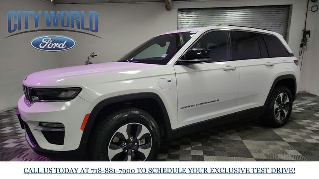 Used 2024 Jeep Grand Cherokee Limited 4xe image 4
