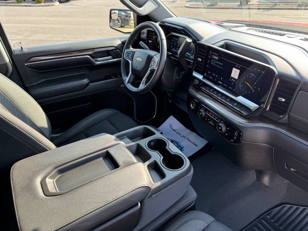 Used 2023 Chevrolet Silverado 1500 LT AWD/4WD image 14