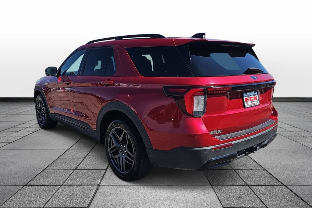 Certified 2025 Ford Explorer ST-Line w/ ST-Line Street Pack AWD/4WD image 7