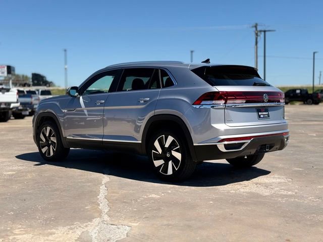 Used 2024 Volkswagen Atlas Cross Sport SEL AWD/4WD image 2