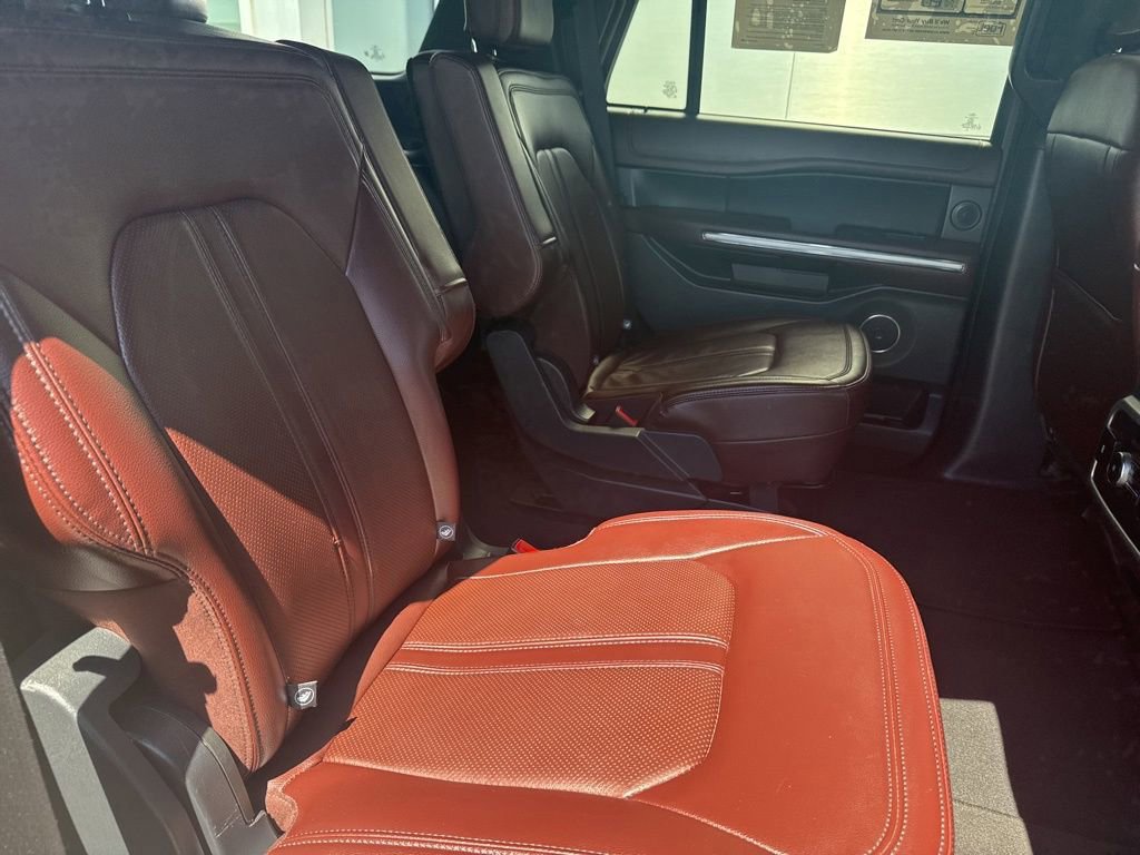 Certified 2024 Ford Expedition Limited image 34