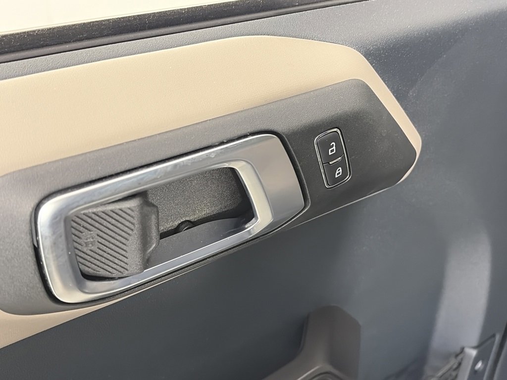 Certified 2024 Ford Bronco Wildtrak image 27