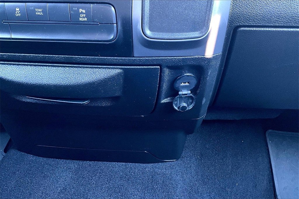 Used 2022 RAM 1500 Classic Warlock w/ Electronics Group image 33