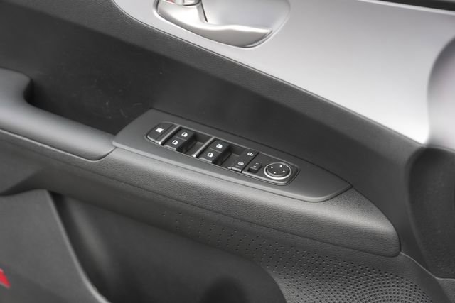 Used 2024 Kia Forte LXS w/ LXS Technology Package FWD image 29