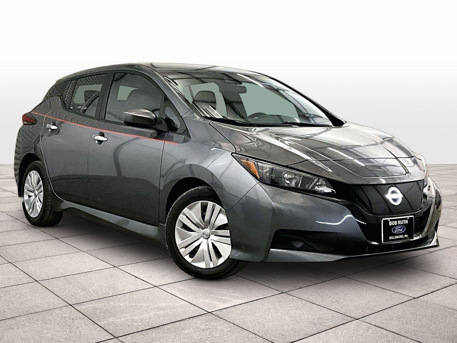 Used 2023 Nissan Leaf S FWD image 2