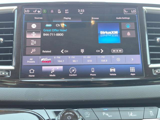 Used 2023 Chrysler Pacifica Touring-L FWD image 22