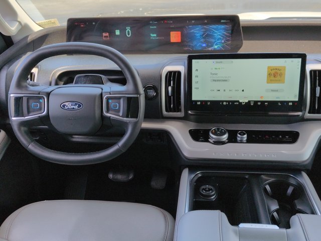 Certified 2025 Ford Expedition Max Active RWD image 28