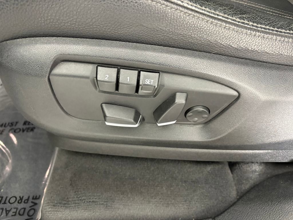 Used 2017 BMW X5 xDrive40e image 15