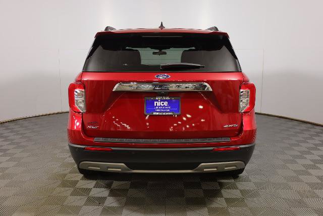 Certified 2024 Ford Explorer XLT w/ Equipment Group 202A AWD/4WD image 6