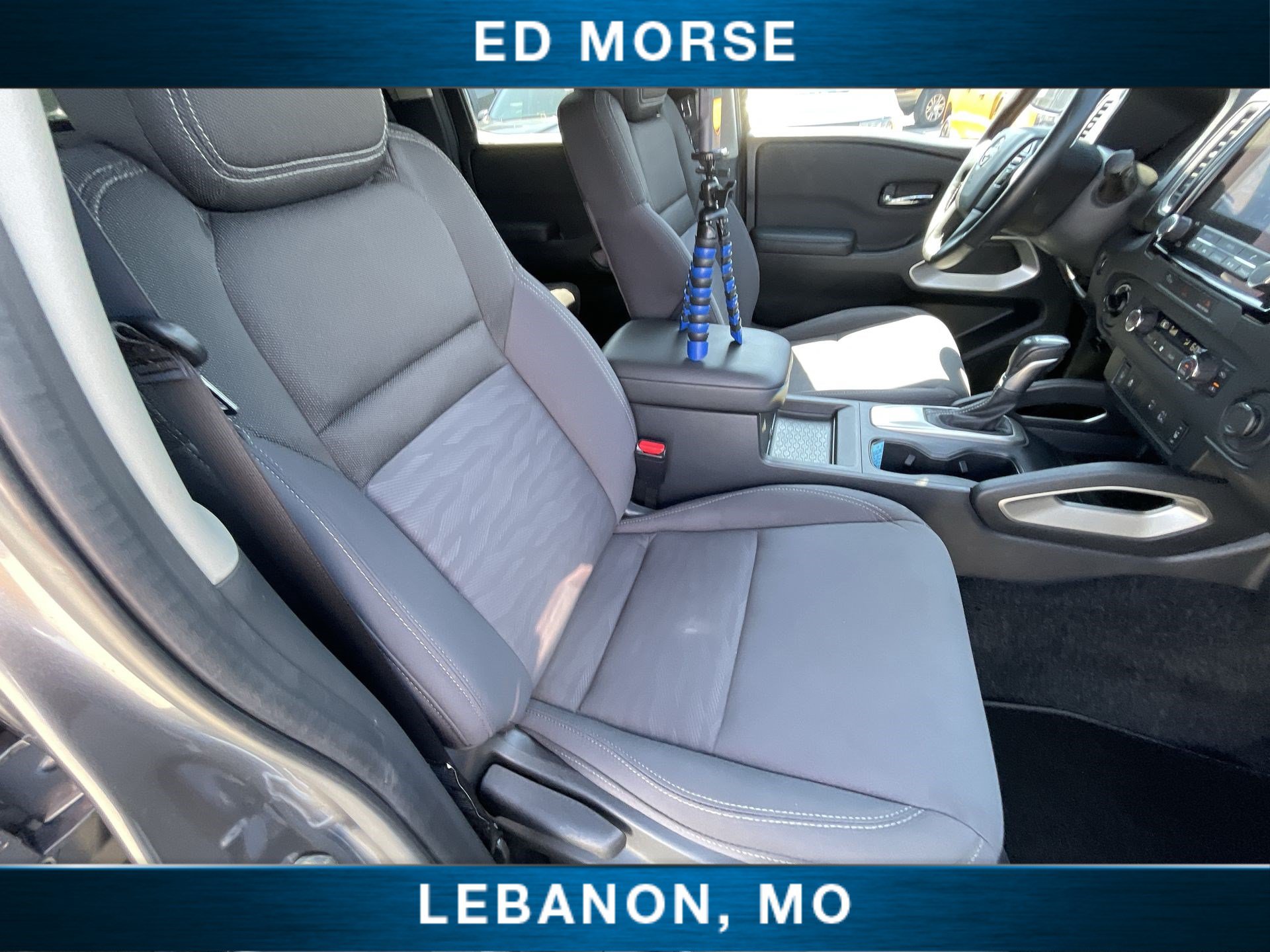 Used 2023 Nissan Frontier SV AWD/4WD image 25