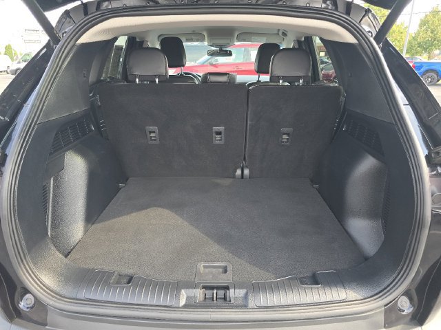 Certified 2025 Ford Escape Platinum AWD/4WD image 19
