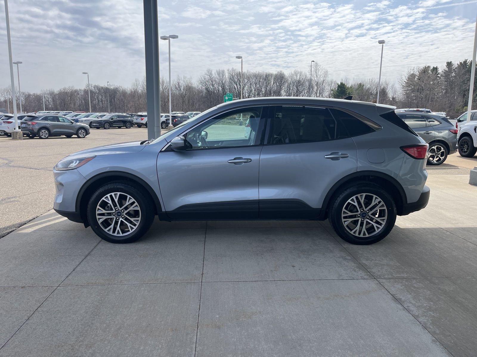 Certified 2022 Ford Escape SEL w/ Technology Package image 6