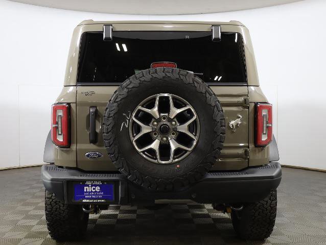 Certified 2025 Ford Bronco Badlands image 3