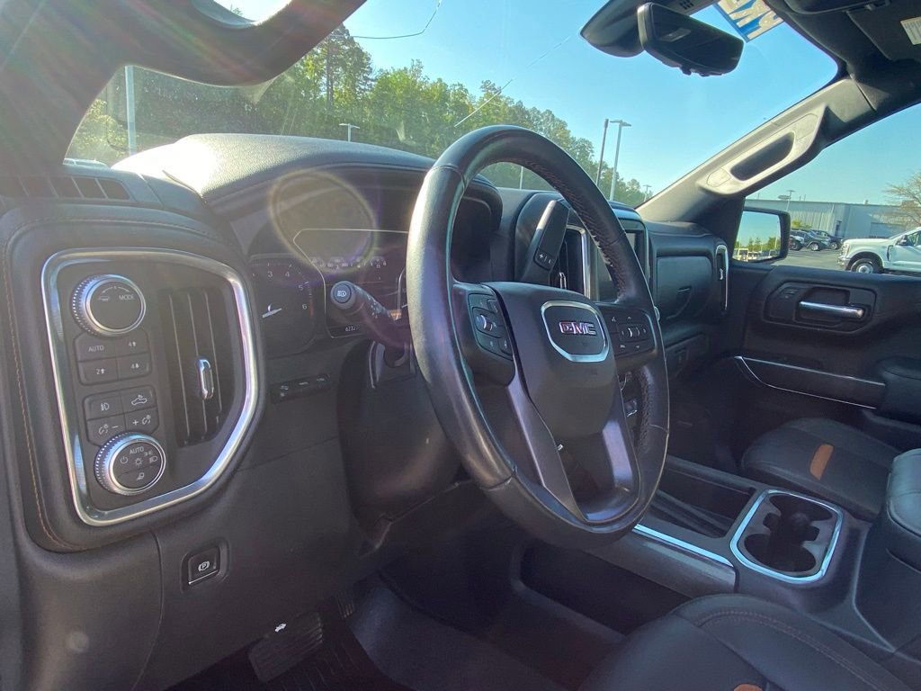 Used 2020 GMC Sierra 1500 AT4 w/ AT4 Premium Package AWD/4WD image 9
