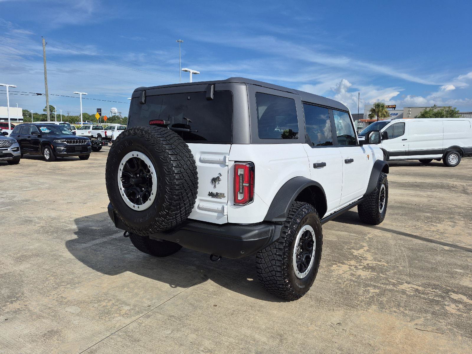 Certified 2024 Ford Bronco Badlands AWD/4WD image 13