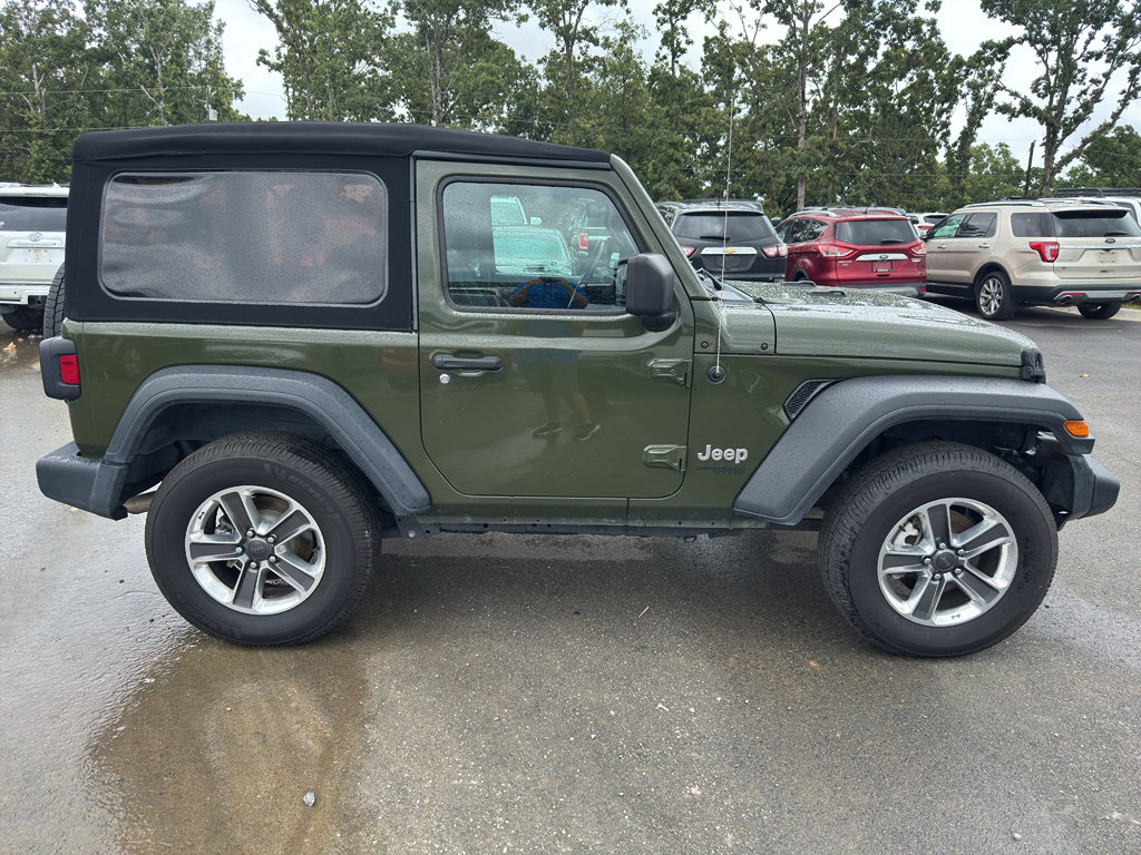 Used 2021 Jeep Wrangler Sport AWD/4WD image 4
