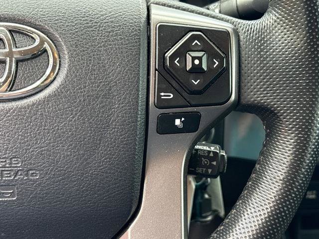 Used 2017 Toyota Tacoma SR5 w/ Tow Package RWD image 20