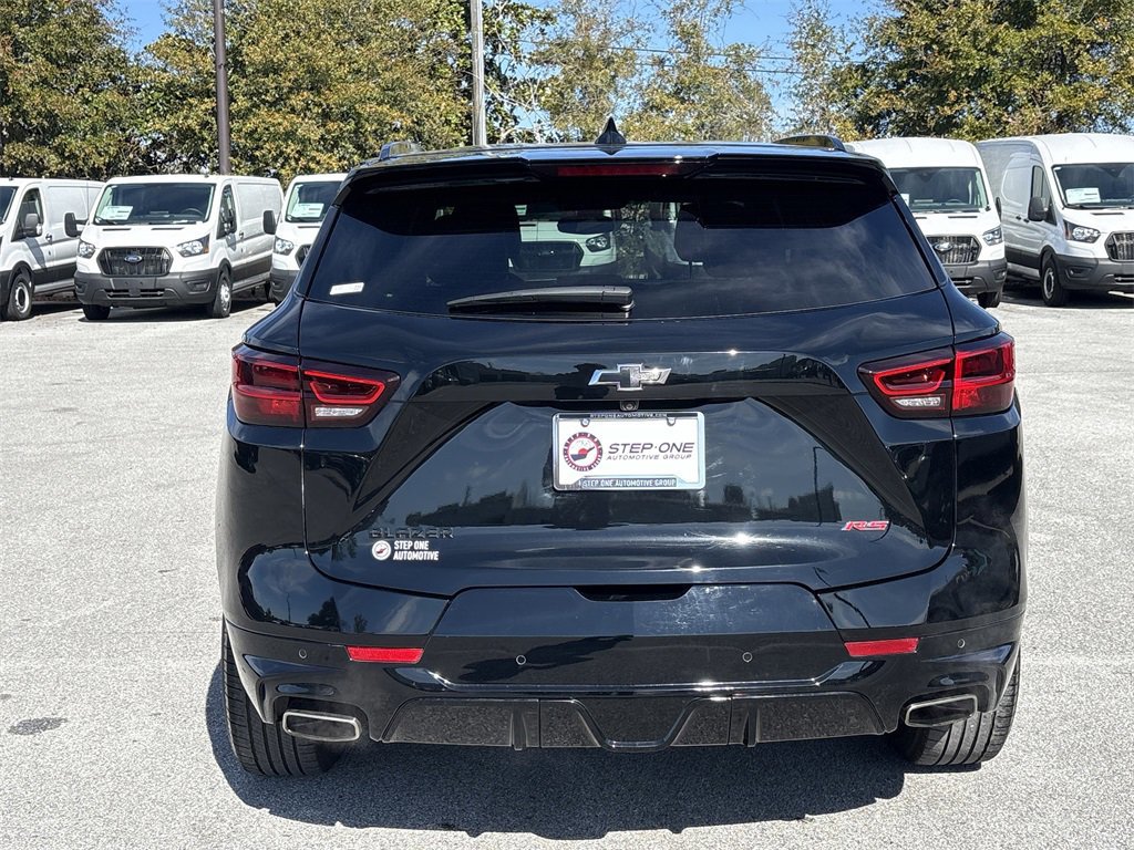 Used 2024 Chevrolet Blazer RS w/ Enhanced Convenience Package image 4