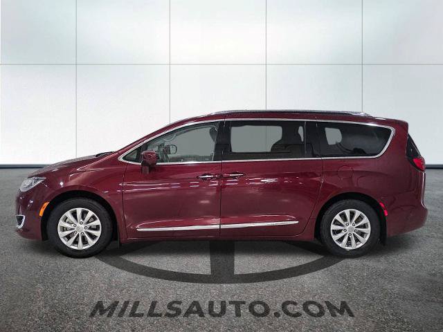 Used 2018 Chrysler Pacifica Touring-L Plus w/ Advanced Safetytec Group FWD image 3