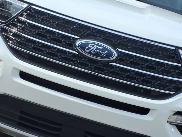 Certified 2024 Ford Explorer XLT w/ Equipment Group 202A AWD/4WD image 17