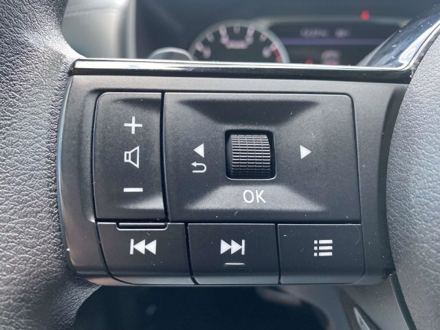 Used 2023 Nissan Rogue SV FWD image 20