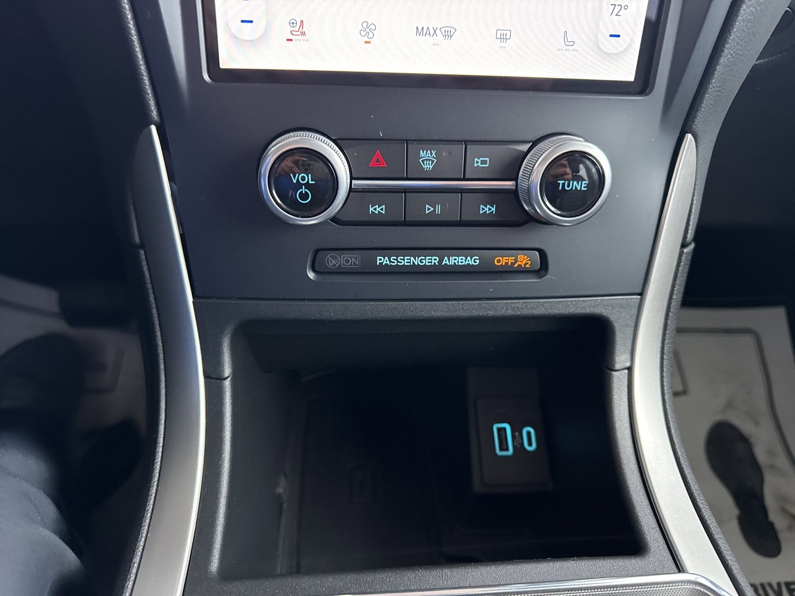 Certified 2022 Ford Edge SEL w/ Convenience Package image 32