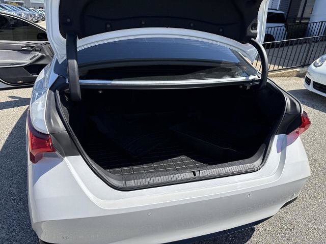 Used 2019 Toyota Avalon Touring w/ Advanced Safety Package FWD image 29