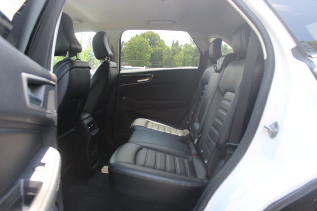 Certified 2024 Ford Edge SEL w/ Convenience Package AWD/4WD image 28