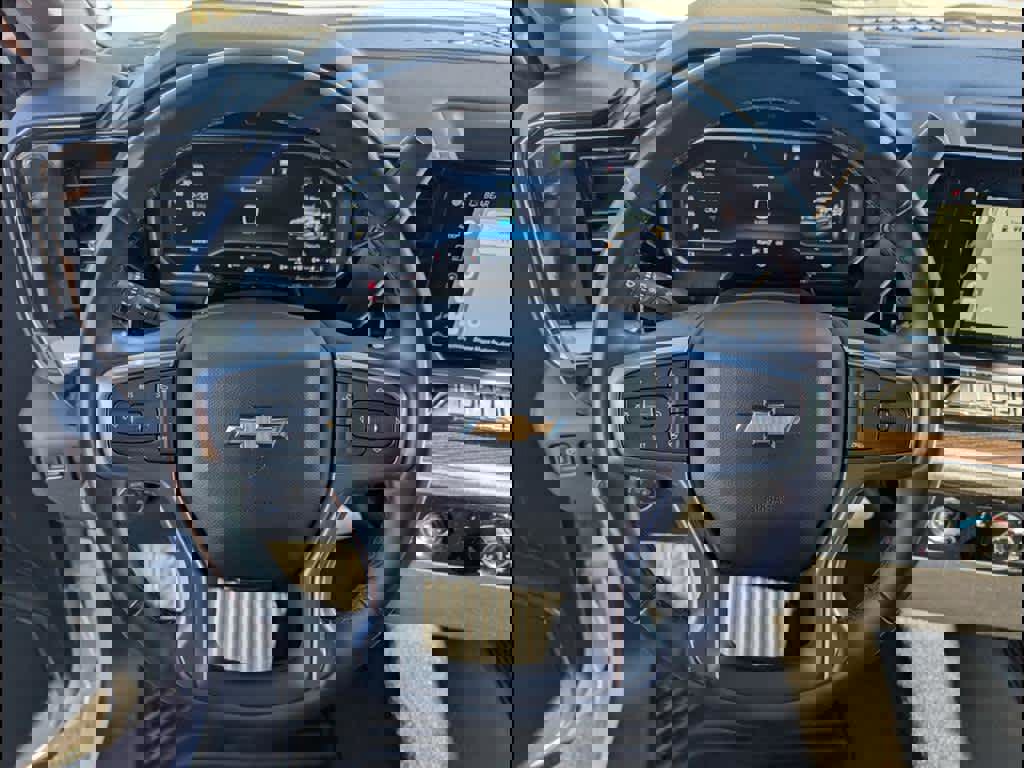 Used 2023 Chevrolet Silverado 1500 LT image 8