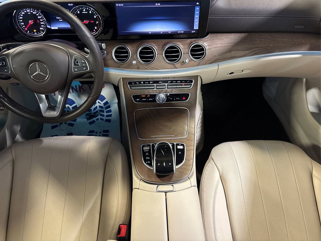 Used 2018 Mercedes-Benz E 300 4MATIC image 24
